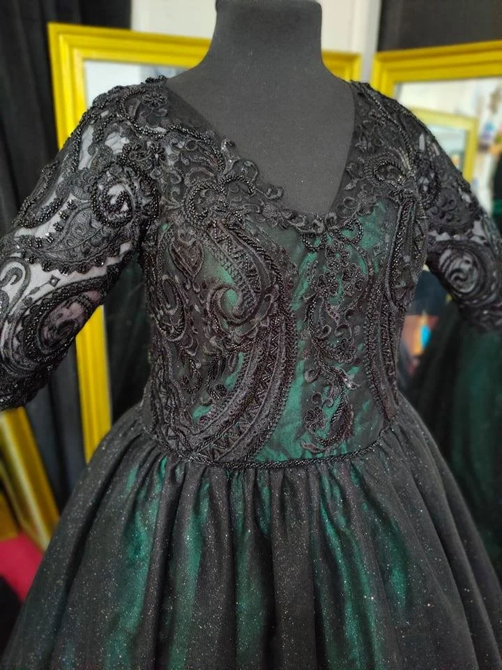 black harry potter themed wedding dress hand beaded lace with pockets veil A BRIDE TO BE. DARE TO BE DIFFERENT